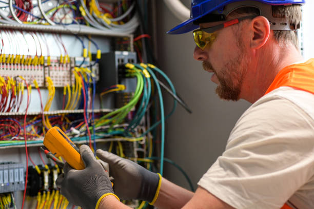 Best Affordable Electrician  in Riverside, IL